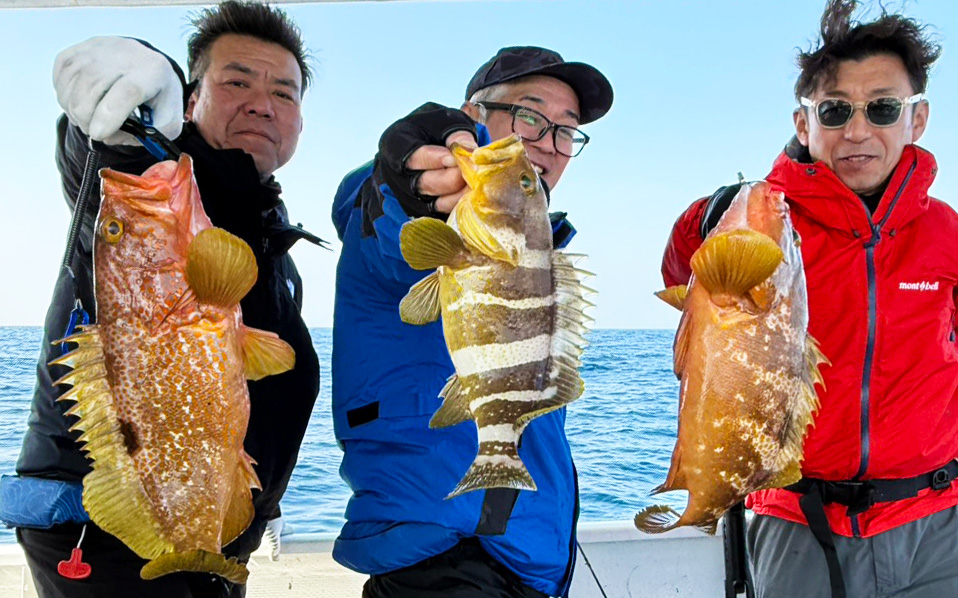 移動を繰り返しアコウ等を確保