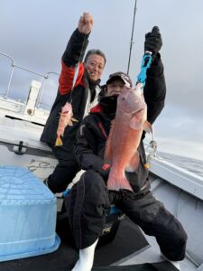 ブリ不在でタイラバへ！良型トラフグ＆根魚でお土産確保