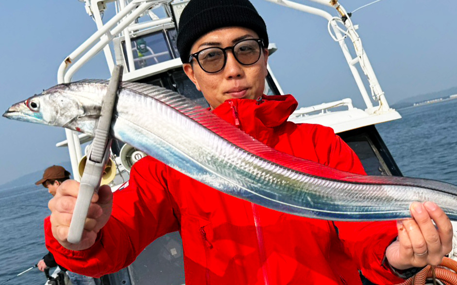小潮の影響？小さなアタリに苦戦する博多湾タチウオ
