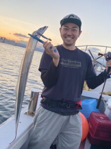 博多湾太刀魚釣り！F4.5サイズで30本超え