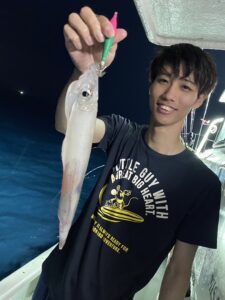 猛暑の夜焚きイカ釣り！玄界島沖で80杯の釣果