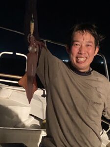 夜焚きイカ釣りで60杯の釣果！連日の出船