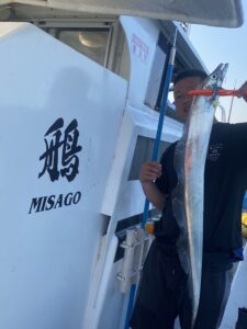 博多湾でドラゴンサイズ！好釣果の太刀魚釣り