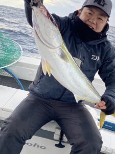 初出船！冬の荒波で玄界灘ジギング