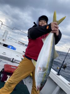 初出船！冬の荒波で玄界灘ジギング