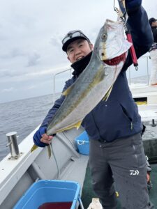 七里ヶ曽根でヤズ＆ネリゴ連発するも、ブリは姿を見せず