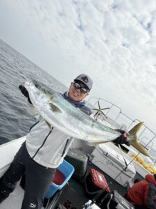 潮変わりで大型ブリ降臨！11kgオーバーもヒット
