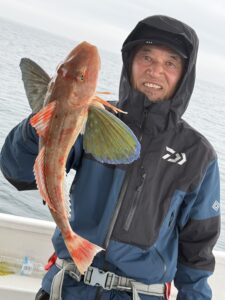 鳥山で爆釣！近海ジギング：良型ヤズと8kgヒラマサ