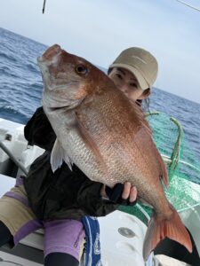 【糸島タイラバ大会】風波に苦戦も、真鯛87cmで見事優勝しました！