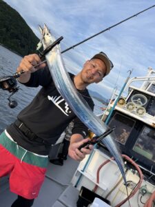博多湾でタチウオ数釣り好調！F5サイズも登場