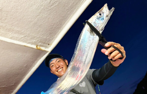 餌の工夫で差が出る！博多湾タチウオ釣りでドラゴン級ヒット！