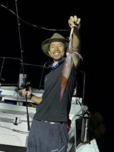 良型多め！ダブルヒット連発の夜焚きイカ釣り
