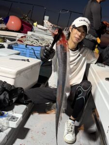 餌の工夫で差が出る！博多湾タチウオ釣りでドラゴン級ヒット！