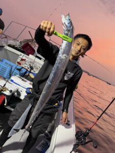 博多湾タチウオ釣りは朝イチが勝負！