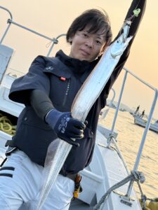 博多湾タチウオ釣りは朝イチが勝負！