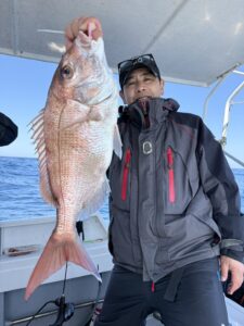 潮が効けば大鯛ラッシュ！玄界灘タイラバで72cm＆70cm
