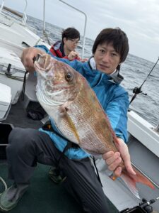 最大70cmの真鯛が浮上！数釣り達成【乗っ込み継続中】