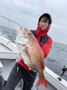 最大70cmの真鯛が浮上！数釣り達成【乗っ込み継続中】