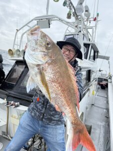 最大70cmの真鯛が浮上！数釣り達成【乗っ込み継続中】