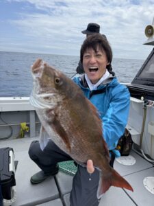 最大70cmの真鯛が浮上！数釣り達成【乗っ込み継続中】