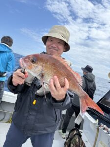 最大70cmの真鯛が浮上！数釣り達成【乗っ込み継続中】