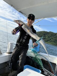 【博多湾タチウオ】今期の夏シーズン開幕!釣りガール「あんにょん」ちゃん参戦