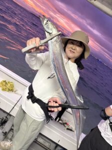 前情報の好調から一転!テクニカルな状況下でF5良型連発の博多湾タチウオ