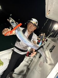 テクニカルな展開で拾い釣り!今期ラストの博多湾タチウオ