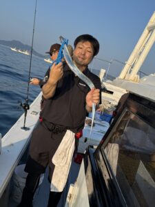 テクニカルな展開で拾い釣り!今期ラストの博多湾タチウオ