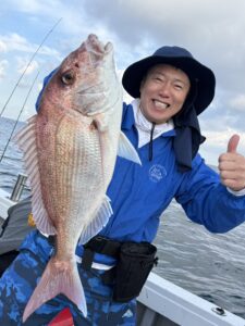 初挑戦でも2kgの真鯛に3.5kgの大型コロダイ!大型マゴチや良型アコウも