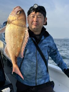 風と潮が同調し好反応！73cmの大鯛が浮上